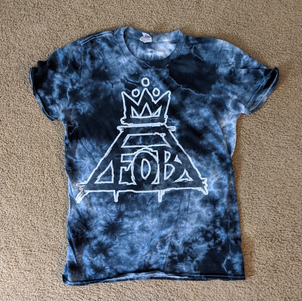 Gray Ink Fall Out Boy Logo T-Shirt Size Small